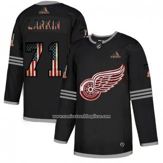 Camiseta Hockey Detroit Red Wings Dylan Larkin 2020 USA Flag Negro